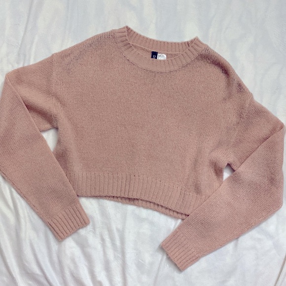H&M Tops - H&M Pink Cropped Sweater